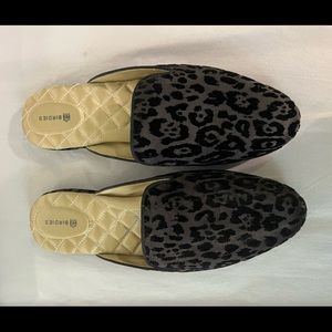Birdies animal print velvet embossed mules. Size 10